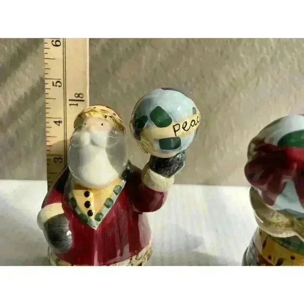 Sakura‎ Debbie Mumm Joy to the World Salt& Pepper Shaker Set In Box Christmas